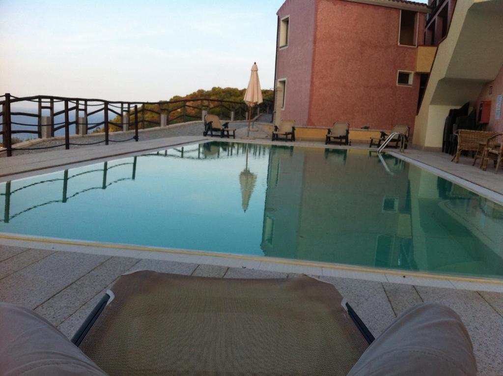 Hotel Castello Budoni Buitenkant foto