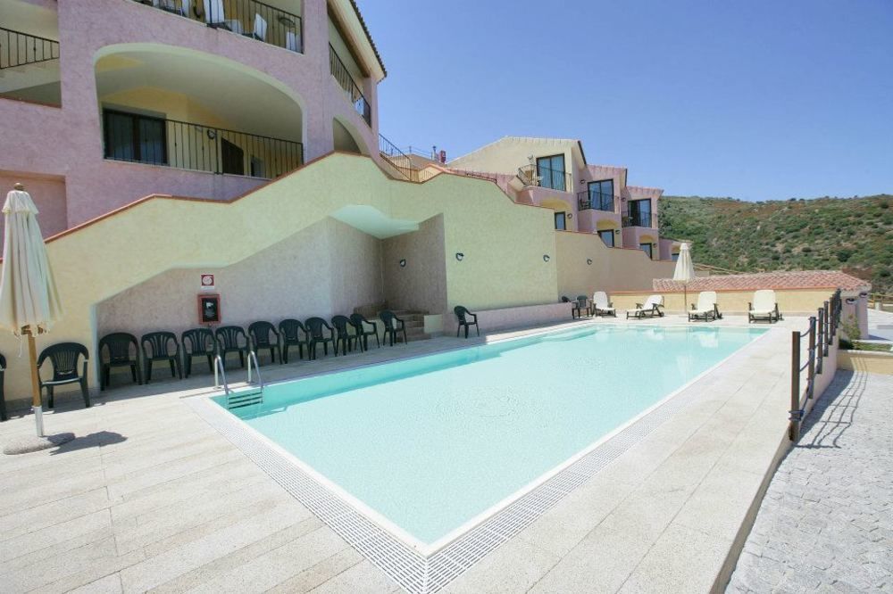 Hotel Castello Budoni Buitenkant foto